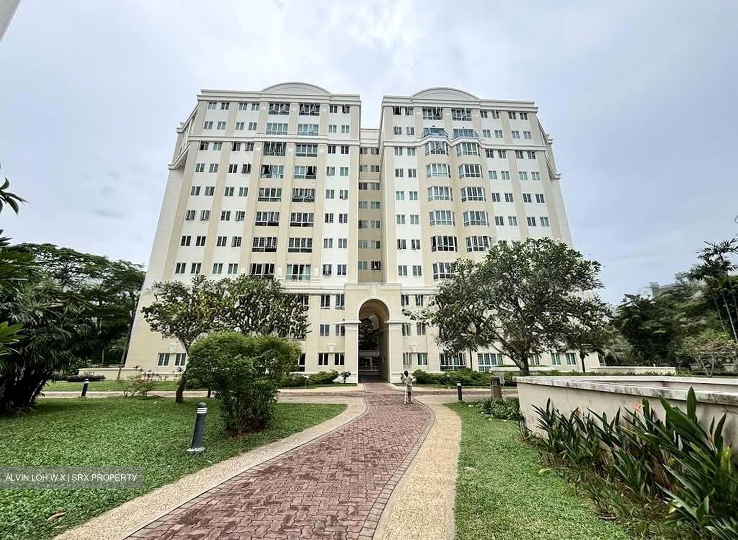 Melville Park (D18), Condominium #570648871